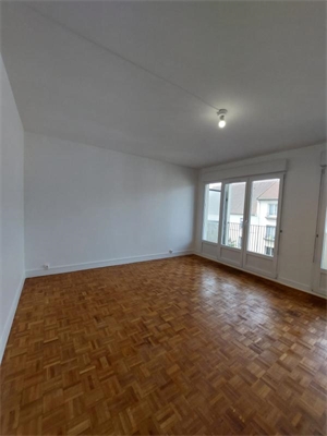 t3 à la location -   92500  RUEIL MALMAISON, surface 55 m2 location t3 - UBI476075267